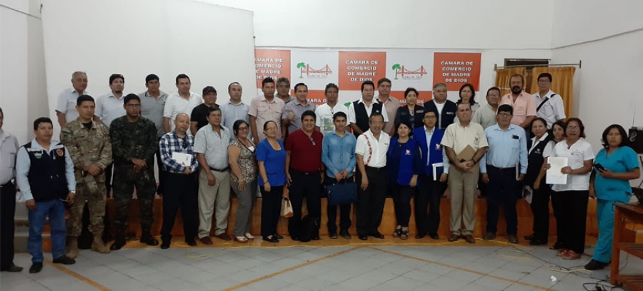 D&Iacute;A 22 DE NOVIEMBRE 2019 JORNADA DE LIMPIEZA, ELIMINACI&Oacute;N DE CRIADEROS Y CORTE DE MALEZA EN PUERTO MALDONADO, GOBIERNO REGIONAL MADRE DE DIOS LIDERA ESTA ACCI&Oacute;N PARA COMBATIR EL DENGUE.