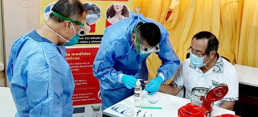 Realizan pruebas r&aacute;pidas del covid-19 a autoridades de Madre de Dios