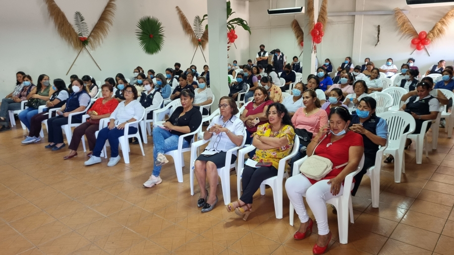 FELIZ D&Iacute;A DE LA MADRE